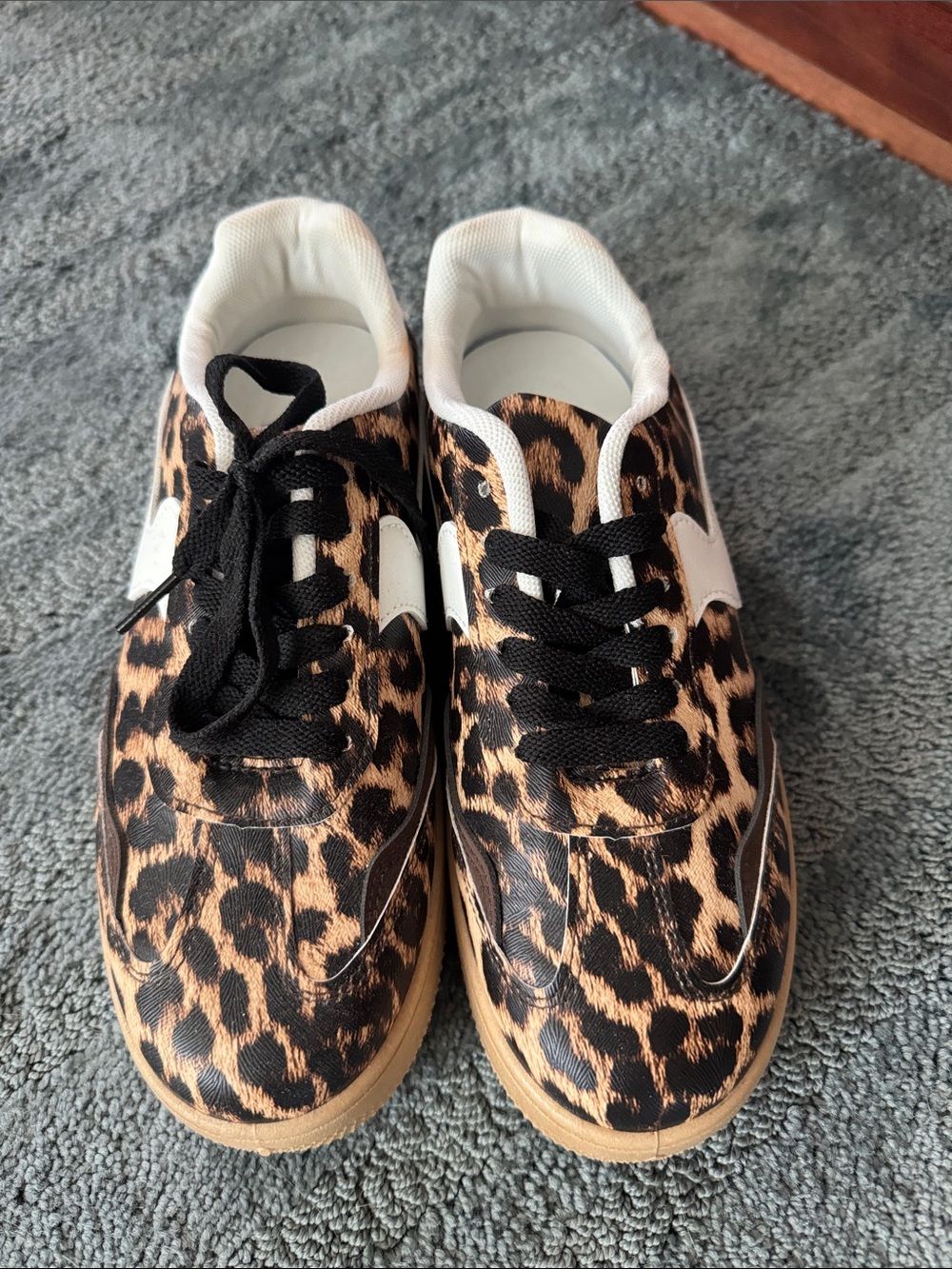 Women’s Leopard Print Low-Top Sneakers in Brown and Black